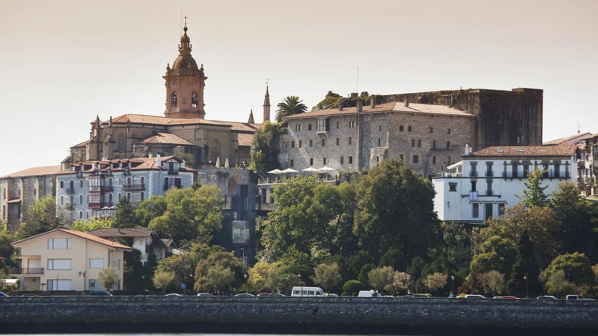 ****  Hotel Parador De Fontarrabie Espagne